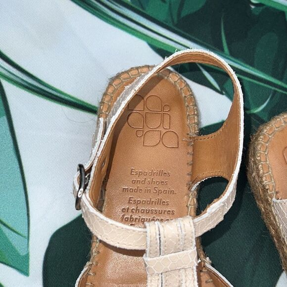 Beige Espadrilles sandals made in Spain - Picture 5 of 8